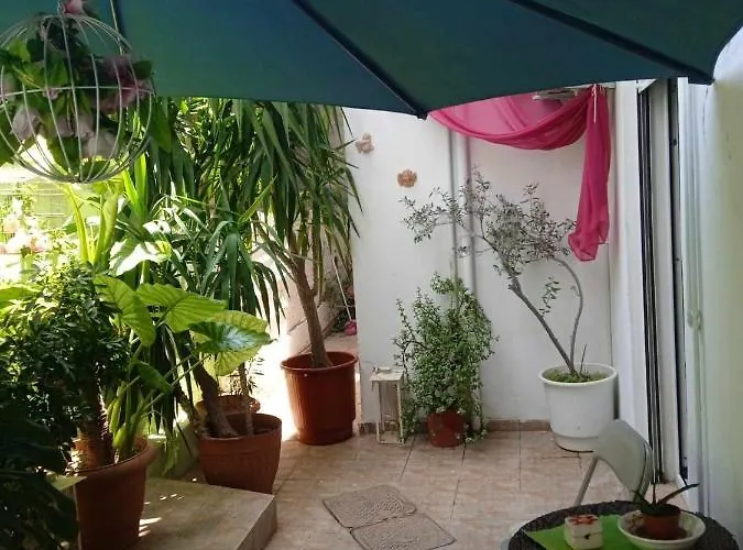 φιλόξενο σπίτι στο λουτράκι!