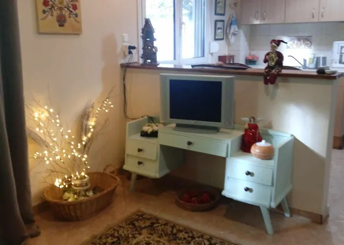 φιλόξενο σπίτι στο λουτράκι! *